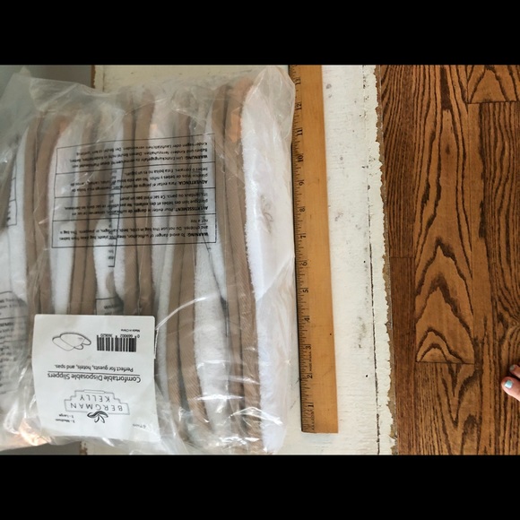 Spa slippers, house guest slippers, bath slippers -bundle! - Picture 5 of 6